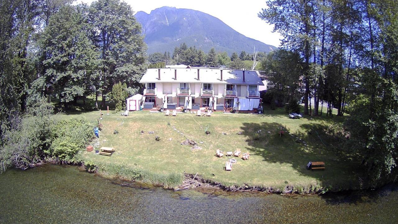 Moon River Suites #4 North Bend Exterior foto